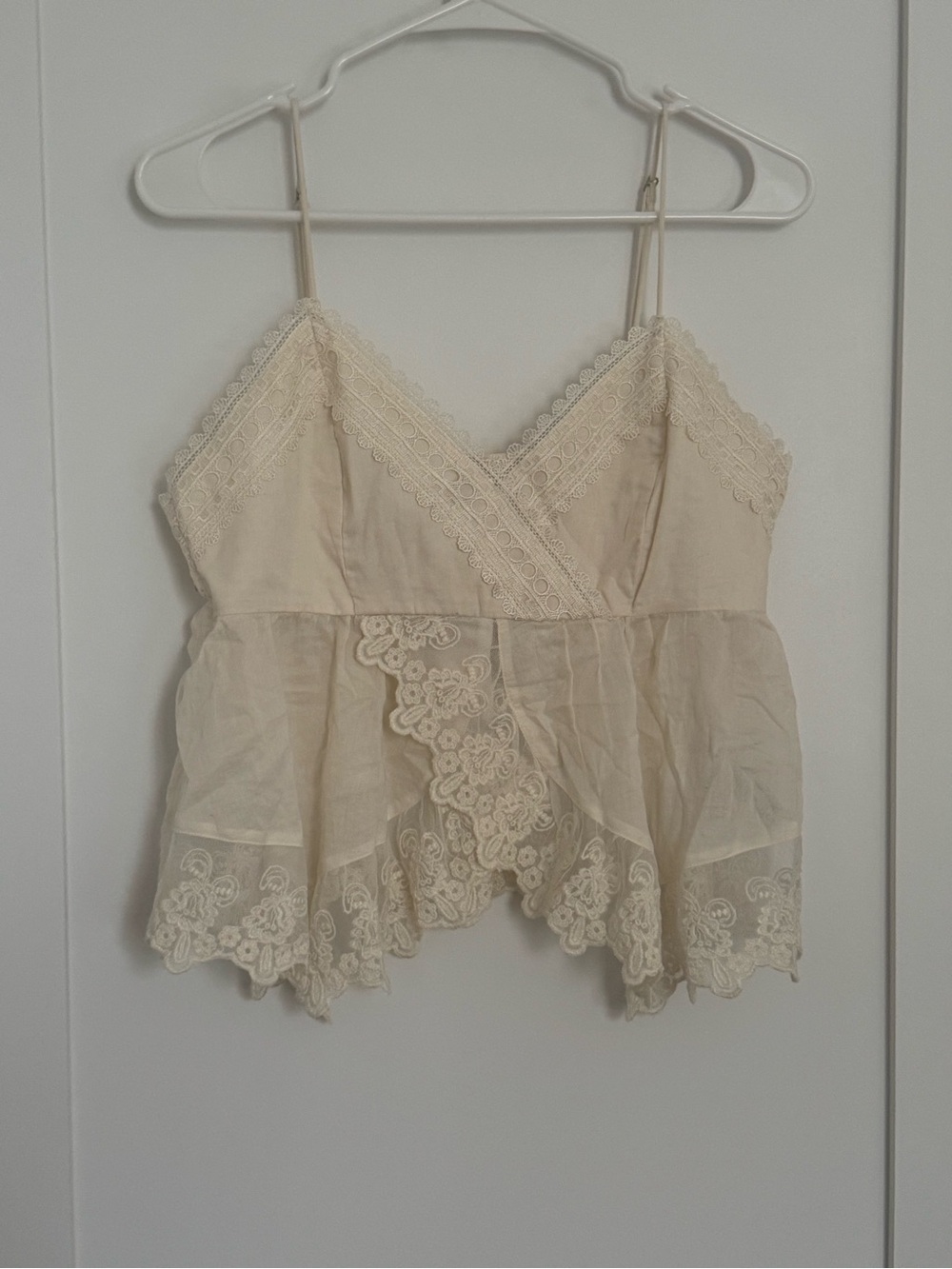 Abercrombie & Fitch Lace Cami Top - Picture 5 of 6